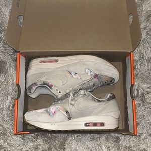 🩵 Sold on Mercari